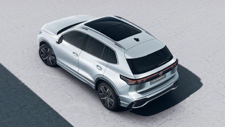 2026-Volkswagen-Tiguan-20TDI-R-Line-4Motion_3