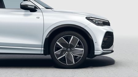 2026-Volkswagen-Tiguan-20TDI-R-Line-4Motion_7