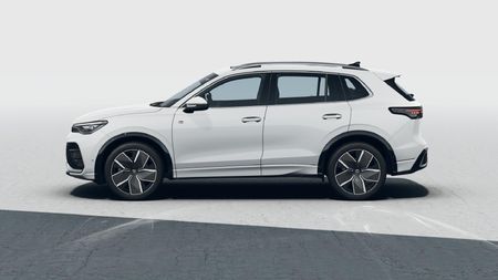 2026-Volkswagen-Tiguan-20TDI-R-Line-4Motion_1