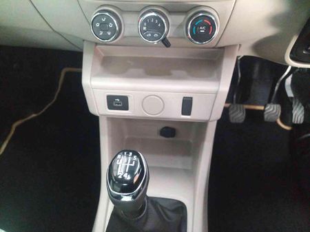 2026-Renault-Triber-10-Techno_15