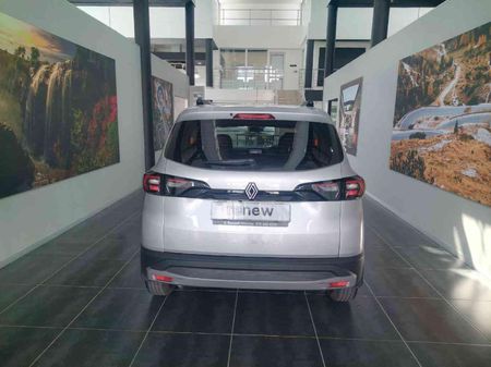 2026-Renault-Triber-10-Techno_4