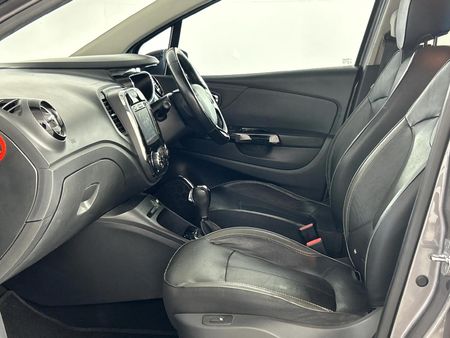 2016-Renault-Captur-12T-Dynamique-5-dr-Auto-88kW_9