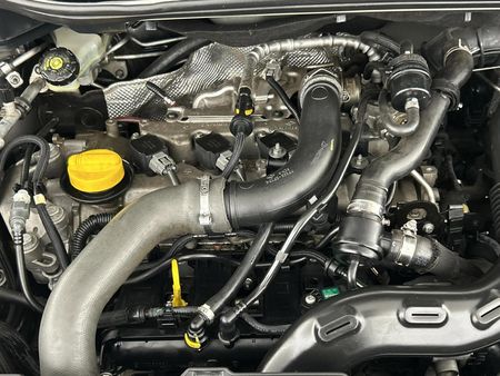 2016-Renault-Captur-12T-Dynamique-5-dr-Auto-88kW_14