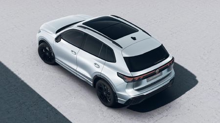 2026-Volkswagen-Tiguan-20-TSI-R-Line-4Motion-Auto_3
