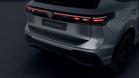 2026-Volkswagen-Tiguan-20-TSI-R-Line-4Motion-Auto_4