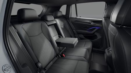 2026-Volkswagen-Tiguan-20-TSI-R-Line-4Motion-Auto_10
