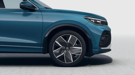 2026-Volkswagen-Tiguan-20-TSI-R-Line-4Motion-Auto_7