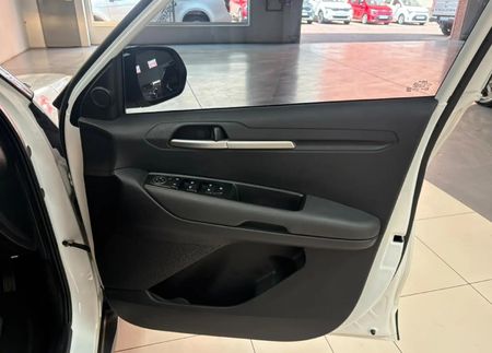 2025-Kia-Sonet-15-LX-Auto_17