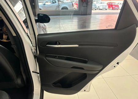 2025-Kia-Sonet-15-LX-Auto_18