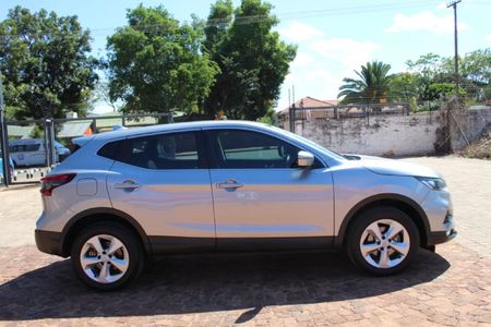 2018-Nissan-Qashqai-15-dCi-Acenta_3