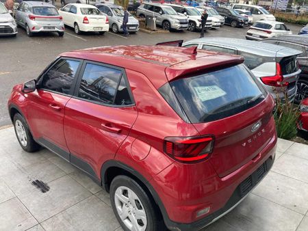 2020-Hyundai-Venue-10-TGDI-Motion_23