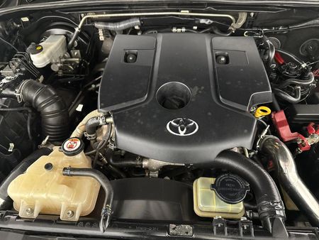 2019-Toyota-Hilux-28-GD-6-Raised-Body-Raider-4x4-Auto-Extended-Cab_8
