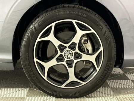 2025-MG-MG3-15-Comfort-Auto_14