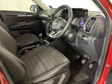 2021-Kia-Sonet-15-EX_10