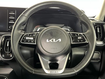 2021-Kia-Sonet-15-EX_13