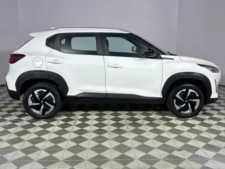2023-Nissan-Magnite-10-Visia_3