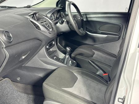 2017-Ford-Figo-15-Titanium-5-dr_9
