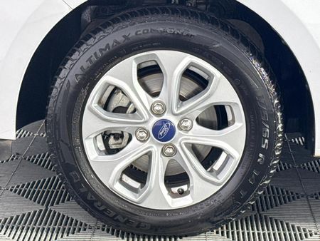 2017-Ford-Figo-15-Titanium-5-dr_16