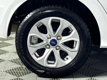 2017-Ford-Figo-15-Titanium-5-dr_19