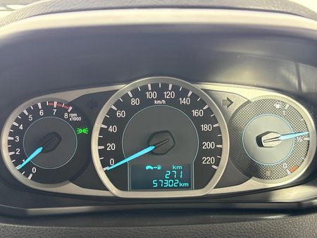 2017-Ford-Figo-15-Titanium-5-dr_7