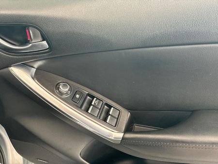 2017-Mazda-CX-5-25-Individual-Auto_14