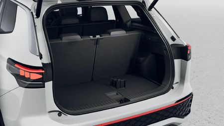 2026-Volkswagen-Tayron-14TSI-R-Line-DSG-Auto-110kw_4