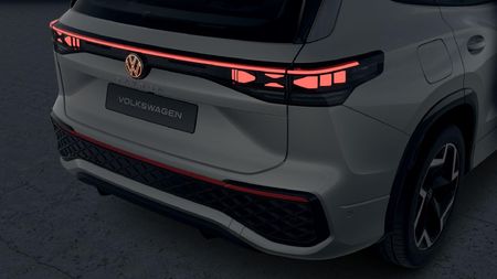 2026-Volkswagen-Tayron-14TSI-R-Line-DSG-Auto-110kw_5