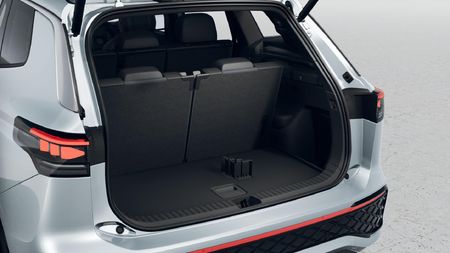 2026-Volkswagen-Tayron-14TSI-R-Line-DSG-Auto-110kw_4