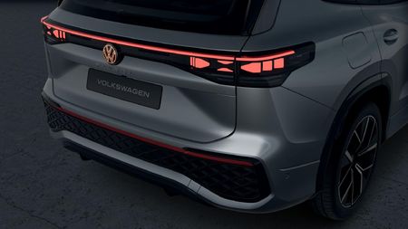 2026-Volkswagen-Tayron-14TSI-R-Line-DSG-Auto-110kw_5