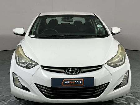 2017-Hyundai-Elantra-16-Executive_1