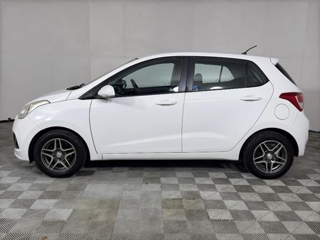 2015-Hyundai-Grand-i10-125-Fluid-Auto_5