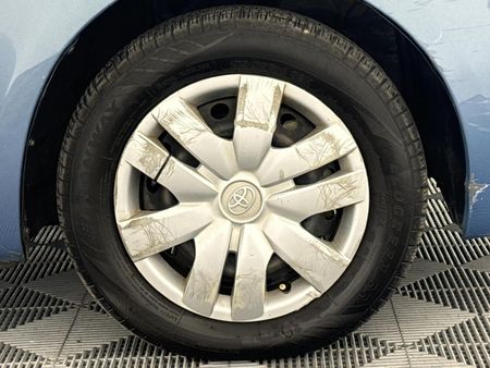 2010-Toyota-Yaris-Zen3-Auto-5-dr_17