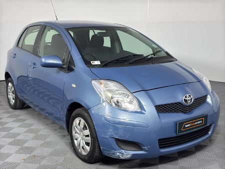 2010-Toyota-Yaris-Zen3-Auto-5-dr_2