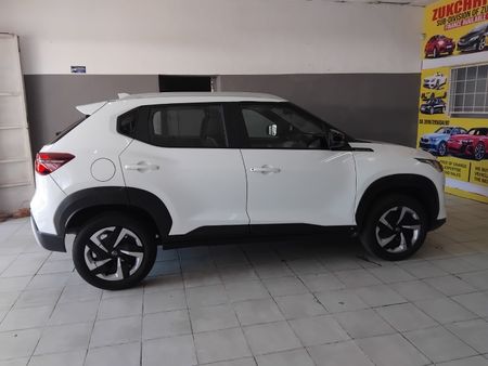 2024-Nissan-Magnite-10-Acenta_3