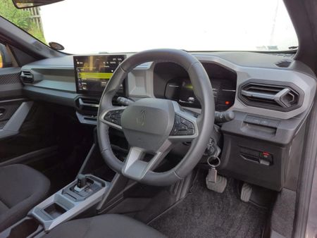2026-Renault-Duster-13T-Zen-EDC_6