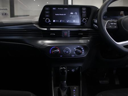2025-Hyundai-i20-14-Premium-Auto_11