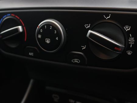 2025-Hyundai-i20-14-Premium-Auto_22