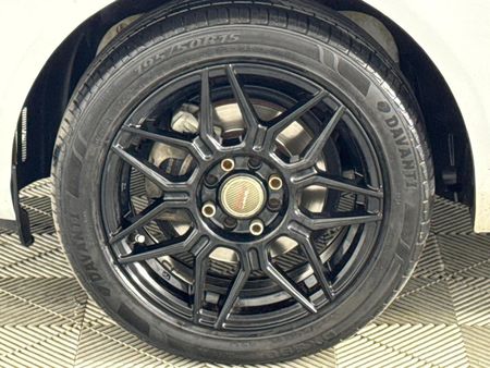 2017-Ford-Fiesta-14-Ambiente-5-dr_14