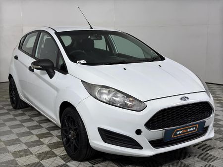 2017-Ford-Fiesta-14-Ambiente-5-dr_2
