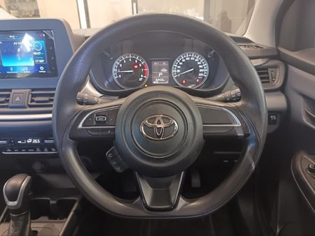 2023-Toyota-Starlet-15-XS-Auto_12