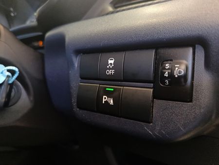 2023-Toyota-Starlet-15-XS-Auto_21