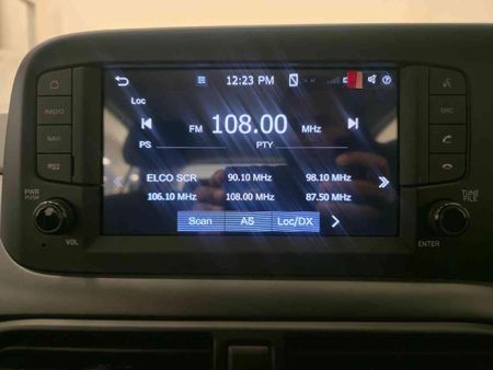 2025-Hyundai-Grand-i10-10-Motion_17