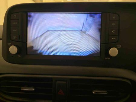 2025-Hyundai-Grand-i10-10-Motion_24