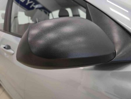2025-Hyundai-Grand-i10-10-Motion_29