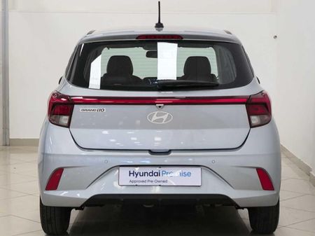 2025-Hyundai-Grand-i10-10-Motion_4