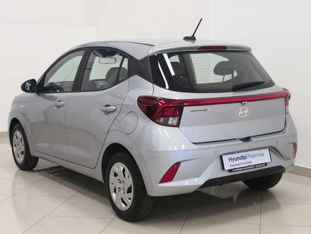 2025-Hyundai-Grand-i10-10-Motion_5
