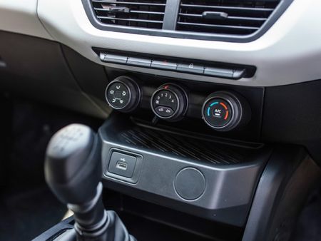 2026-Renault-Kiger-10-Energy-Zen_7