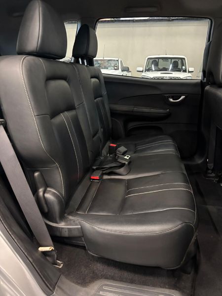 2018-Honda-BR-V-15-Elegance-Auto_11