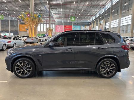 2019-BMW-X5-xDrive30d-M-Sport_5