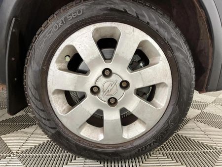 2011-Opel-Corsa-Utility-14-Club_12